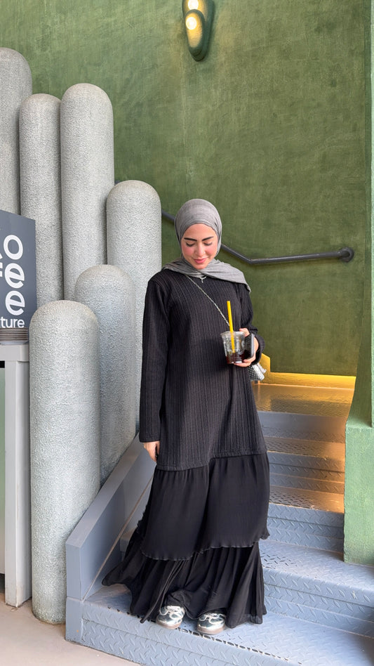 Knitted x pleated dress