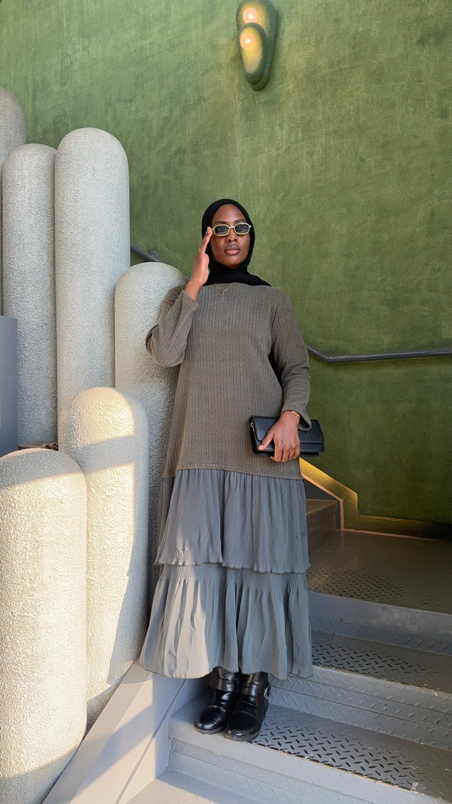 Knitted x pleated dress