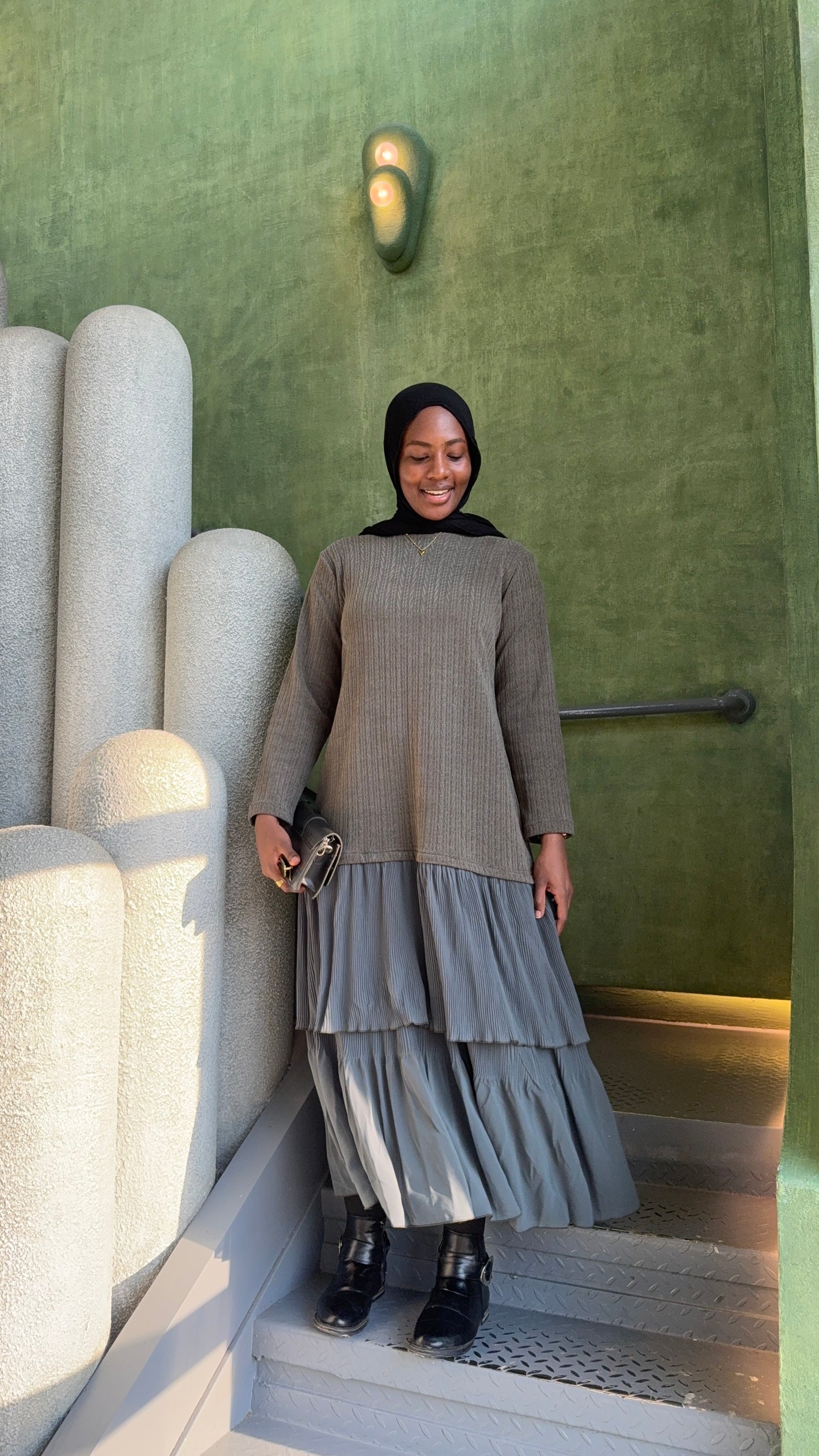 Knitted x pleated dress