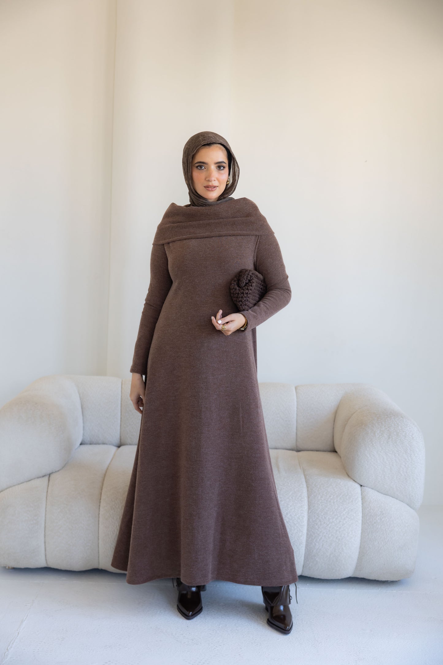 Off shoulder knitted dress