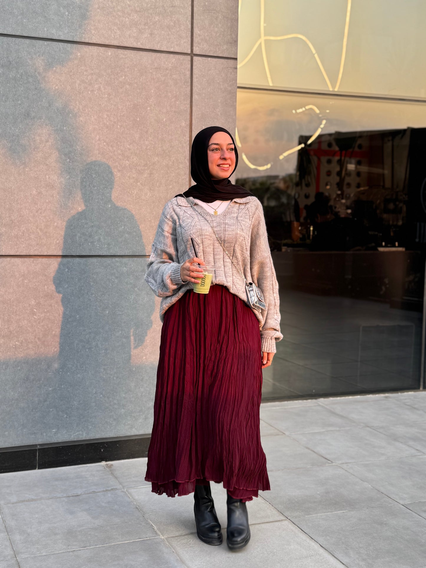 Outlet-crushed skirt